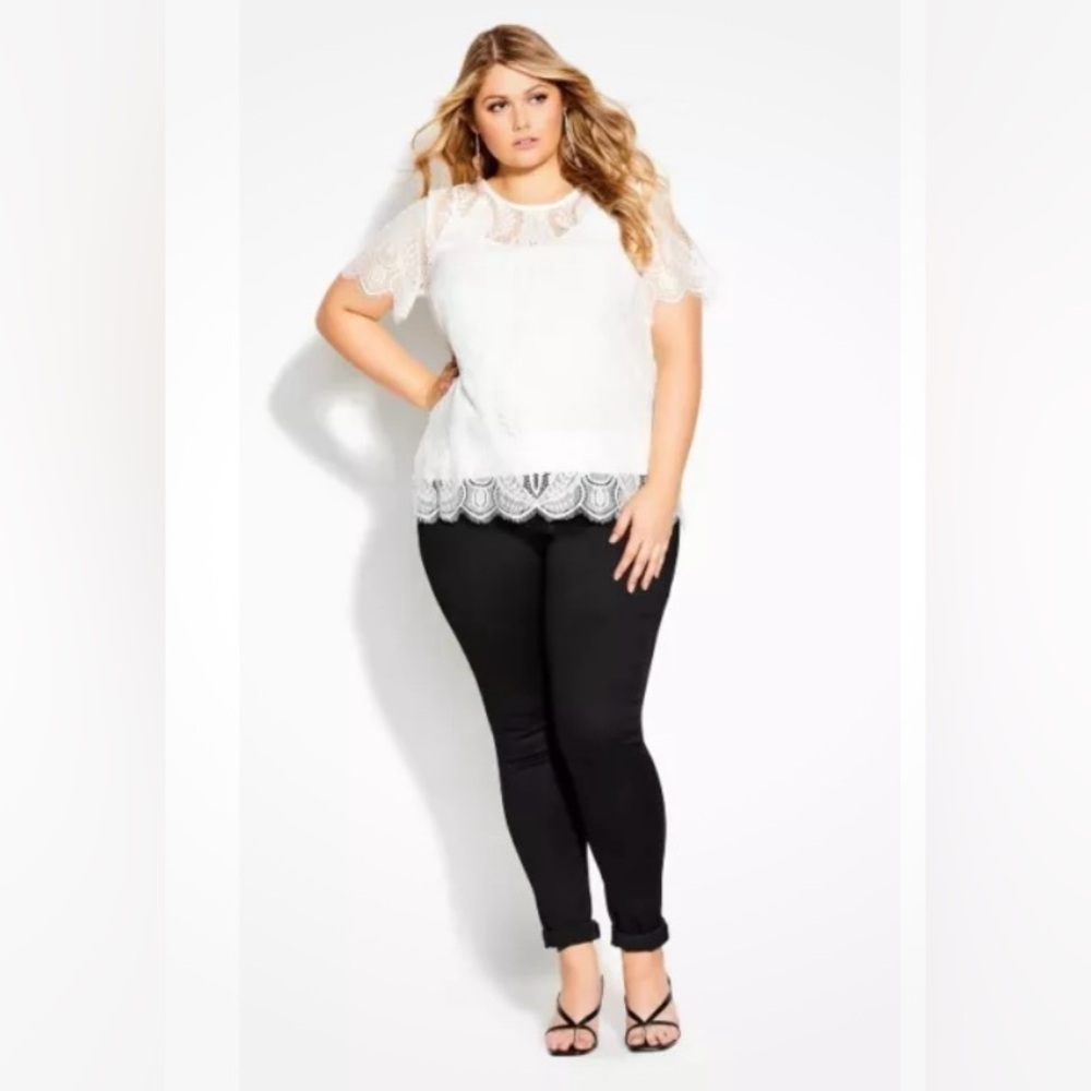 City Chic Mirrored Lace Top White Plus M 18 NWOT